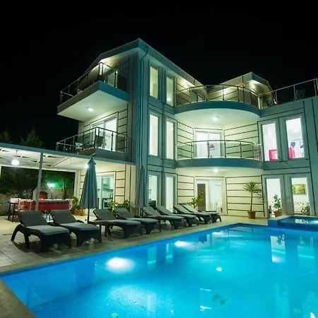 Vila Secluded With Private Pool For Families Kaş