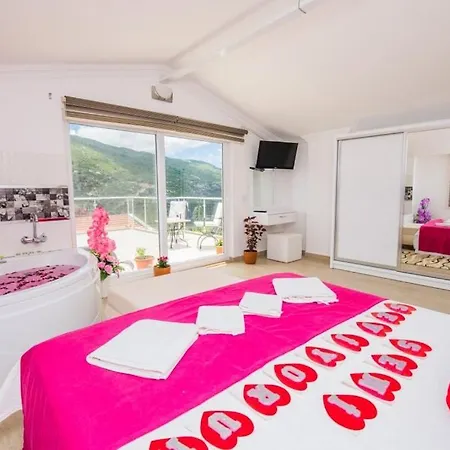 Secluded With Private Pool For Families *