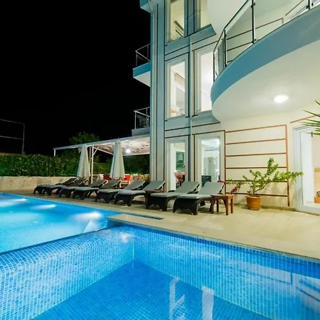 Vila Secluded With Private Pool For Families Kaş