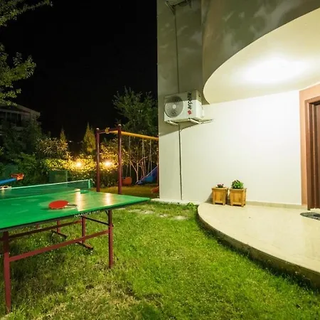 Secluded With Private Pool For Families *