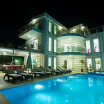 别墅 Secluded With Private Pool For Families 卡斯