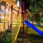 Secluded With Private Pool For Families 别墅