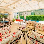 Secluded With Private Pool For Families 卡斯