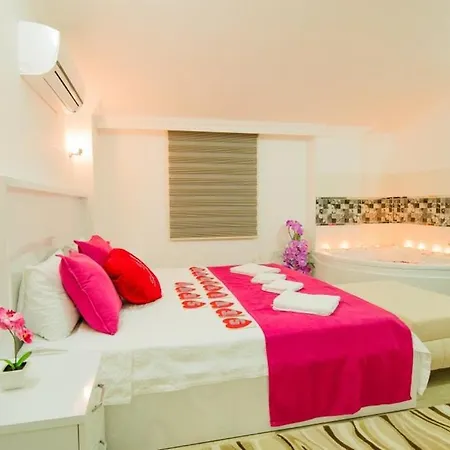 Villa Secluded With Private Pool For Families *