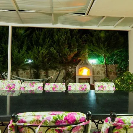 Secluded With Private Pool For Families *