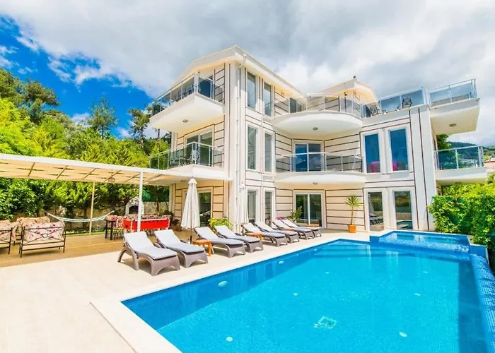 Villa Secluded With Private Pool For Families *