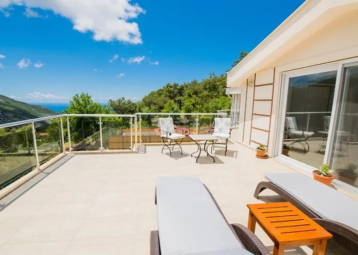 Secluded With Private Pool For Families Villa