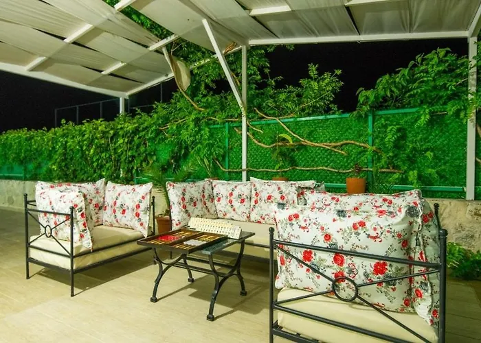 Вилла Secluded With Private Pool For Families