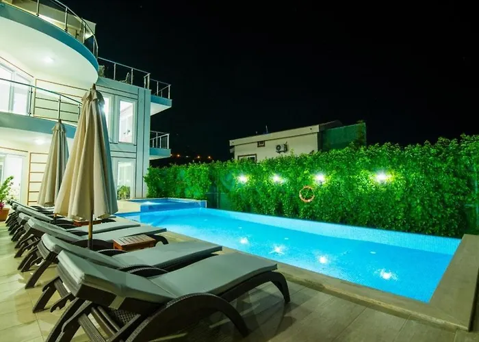Secluded With Private Pool For Families Вилла