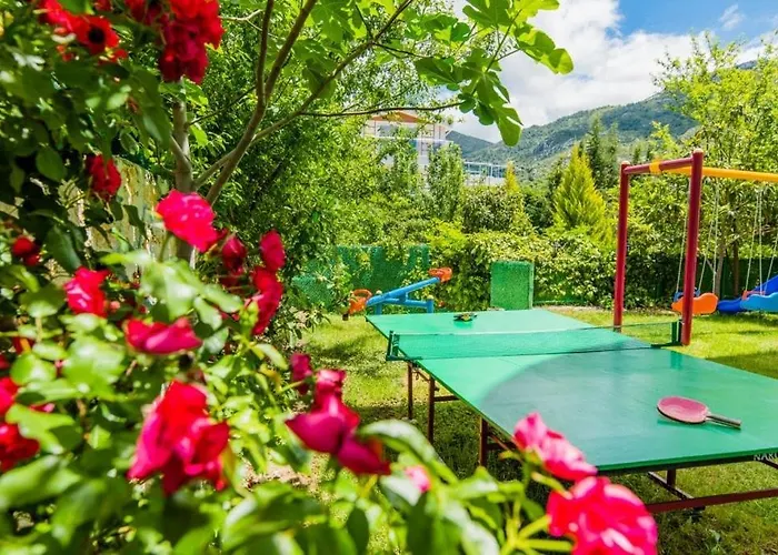 Villa Secluded With Private Pool For Families