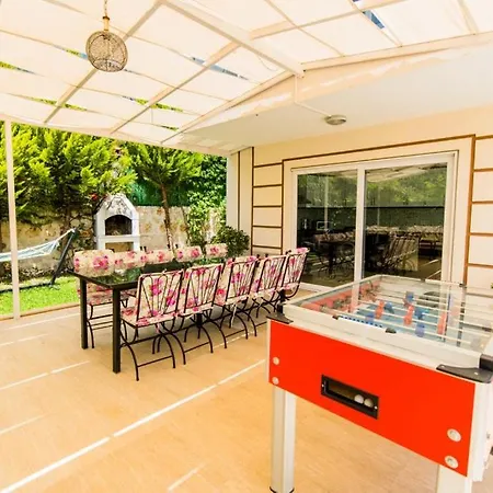 Secluded With Private Pool For Families Villa *